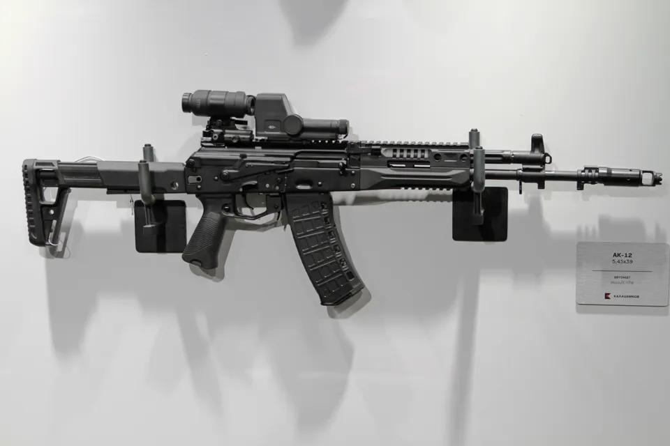 AK-12 Modern Askeri Teknoloji ve Devrim Niteliğinde