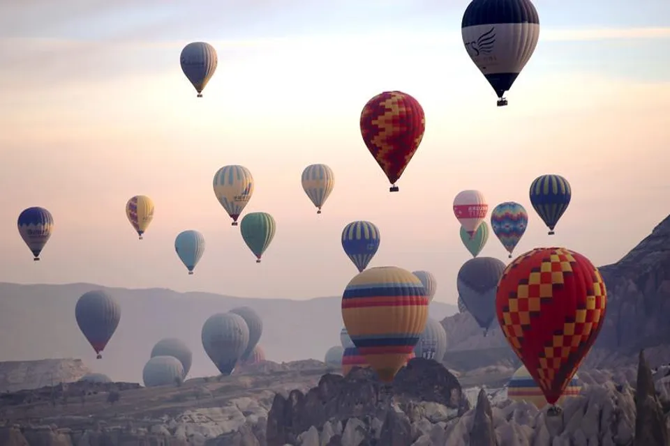 Gökyüzünde Özgürlük Sıcak Hava Balonu Deneyimi ve Tarihi - 3