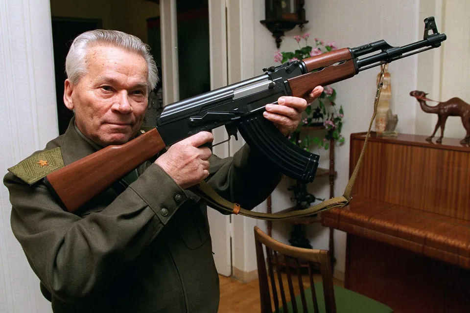 Güç Dayanıklılık ve Tarih AK-47’nin Efsane Yolculuğu - 3